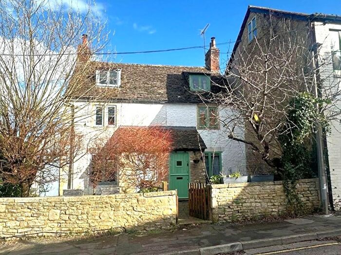 2 Bedroom Semi-Detached House To Rent In The Butts, Chippenham, SN15