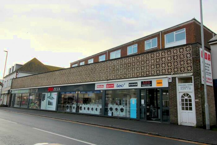 2 Bedroom Apartment To Rent In Channel View, South Coast Road, BN10