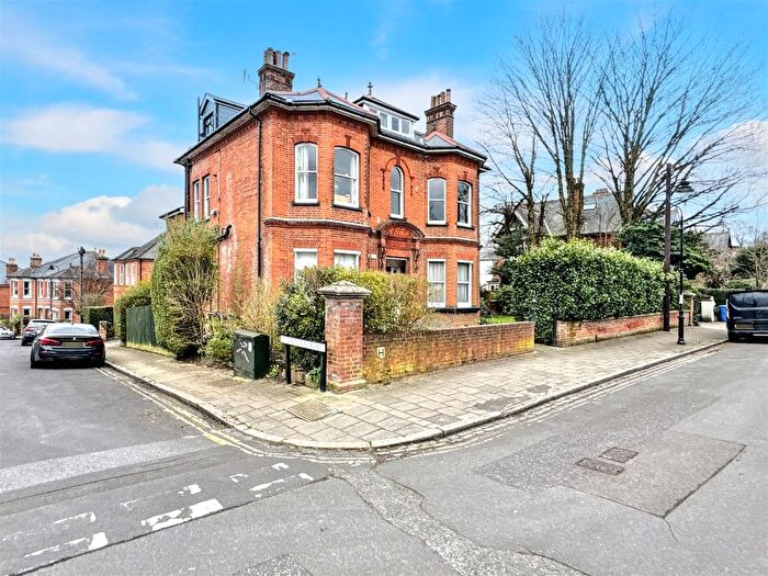 1 Bedroom Flat To Rent In Cargate Avenue, Aldershot, GU11