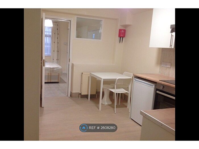 1 Bedroom Flat To Rent In Lower Ground, London, N1