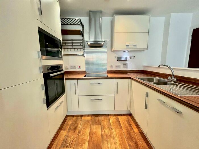 1 Bedroom Apartment For Sale In Worsdell Drive, Marmion Court, Gateshead, NE8