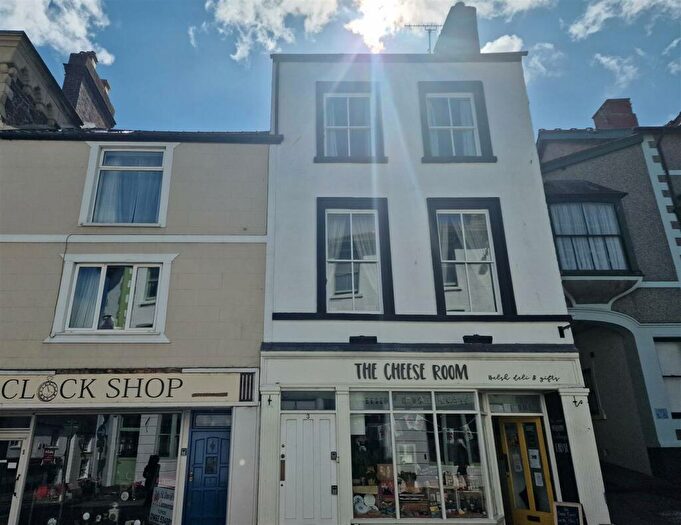 3 Bedroom Apartment To Rent In Rose Hill Street, Conwy, LL32