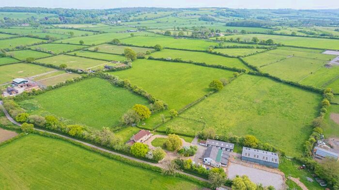 3 Bedroom Farm House For Sale In Old Sodbury, South Gloucestershire, BS37