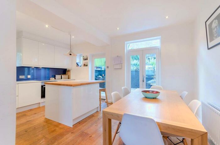 3 Bedroom End Of Terrace House To Rent In Durning Road, Gipsy Hill, London, SE19