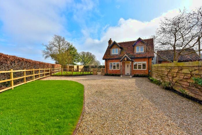 2 Bedroom Detached House To Rent In Bockmer End, Marlow, Buckinghamshire, SL7