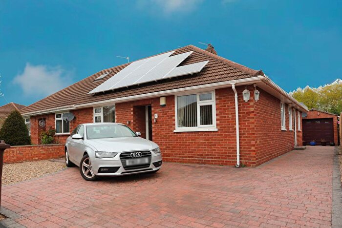 3 Bedroom Bungalow For Sale In Bracey Avenue, Norwich, NR6