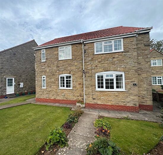 2 Bedroom Flat To Rent In Pasture Lane, Seamer, Scarborough, YO12