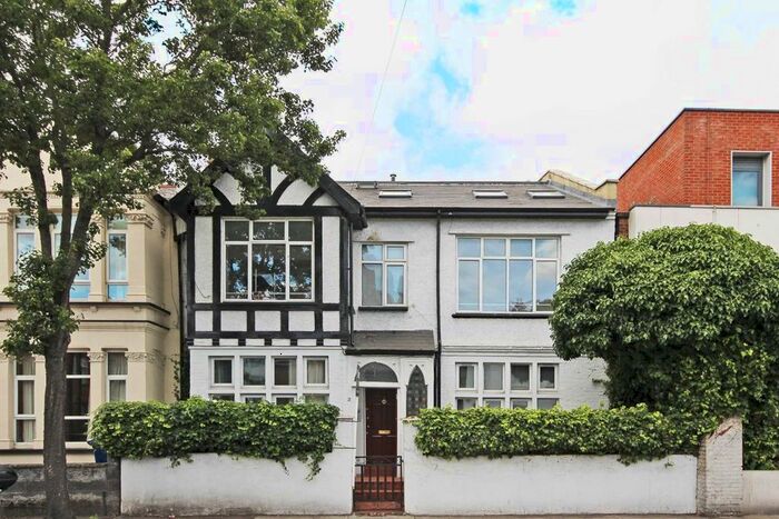 1 Bedroom Property To Rent In Gunnersbury Lane, London, W3