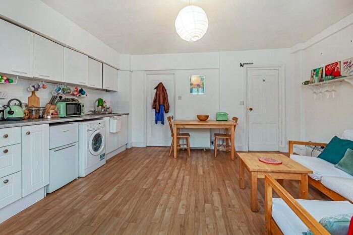 1 Bedroom Apartment To Rent In St Bernards Road, Oxford, OX2