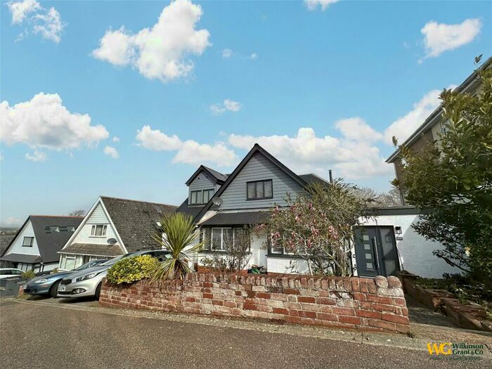 4 Bedroom Detached House To Rent In Exmouth, EX8