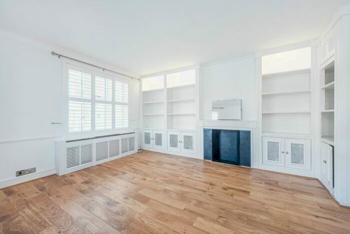 1 Bedroom Flat To Rent In Lansdowne Crescent, London, W11