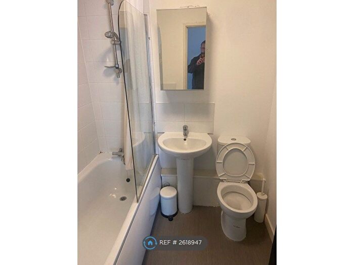 1 Bedroom Flat To Rent In Hardman Street, Liverpool, L1