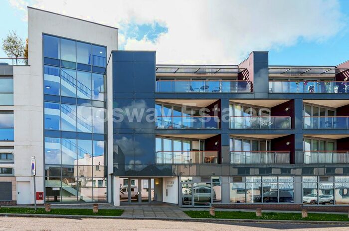 2 Bedroom Flat To Rent In Flower Lane, Mill Hill, NW7