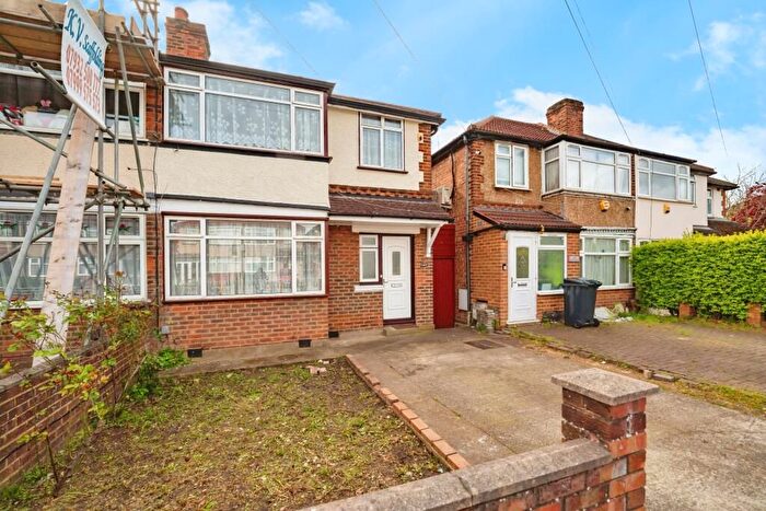 3 Bedroom Semi-Detached House To Rent In Wood End Gardens, Northolt, UB5