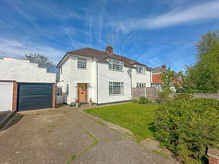 3 Bedroom Semi-Detached House For Sale In Brookdale Avenue South, Wirral, CH49