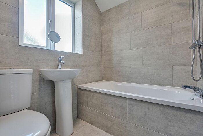 2 Bedroom Semi-detached House For Sale In Osborne Road, Walton-Le-Dale, PR5