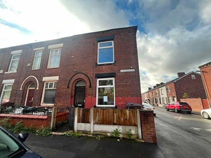 2 Bedroom End Of Terrace House For Sale In Hardman Street, Chadderton, Oldham, Greater Manchester, OL9