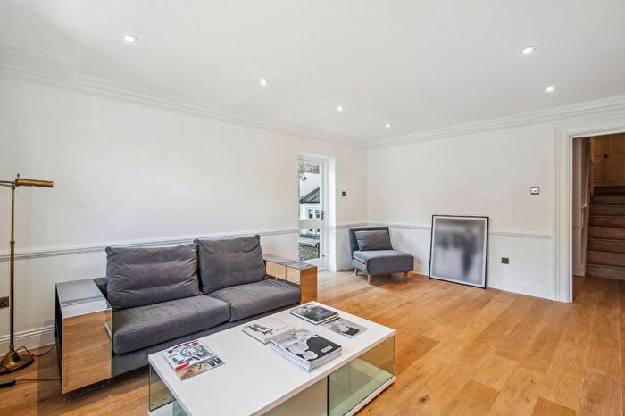 2 Bedroom Flat To Rent In Queens Gate Gardens, South Kensington, SW7