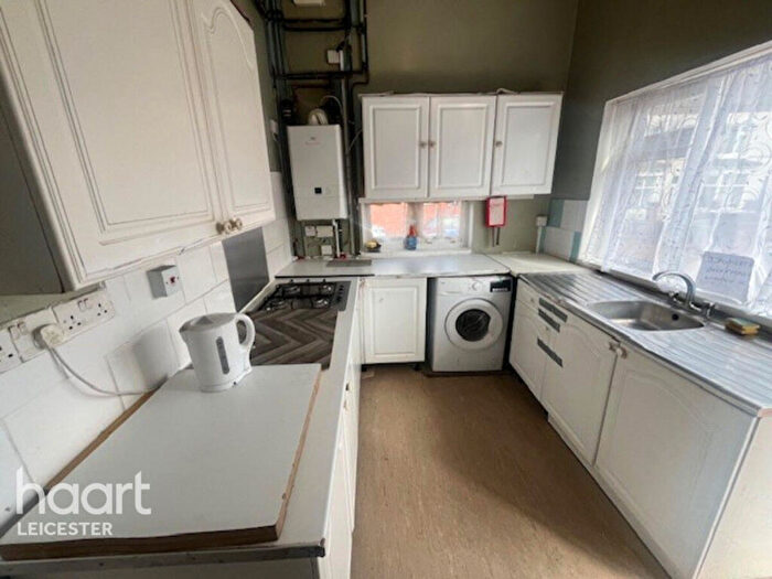 1 Bedroom Terraced House To Rent In East Park Road, Leicester, LE5