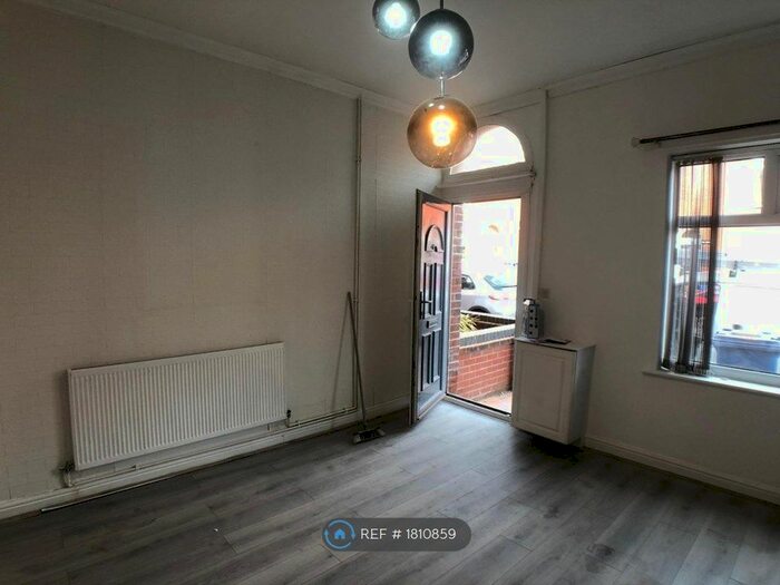 3 Bedroom Terraced House To Rent In Stafford Road, Swinton, Manchester, M27