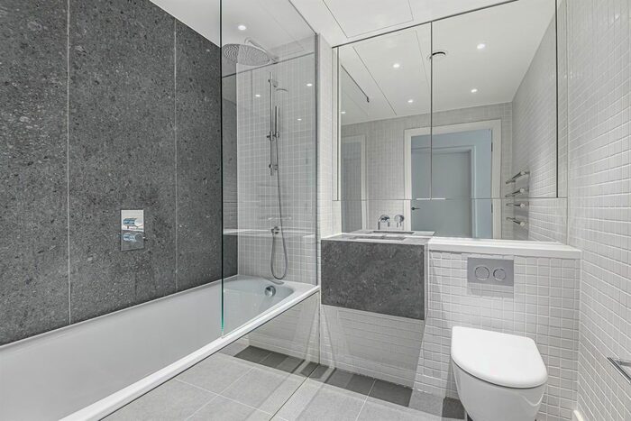 3 Bedroom Flat To Rent In No., Upper Riverside, Cutter Lane, Greenwich Peninsula, SE10
