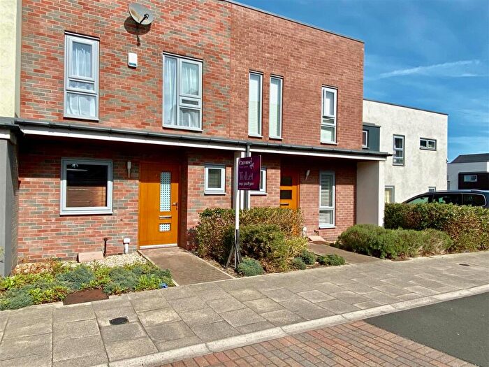 2 Bedroom Terraced House To Rent In Dobson Courtyard, Northside, Gateshead, NE8