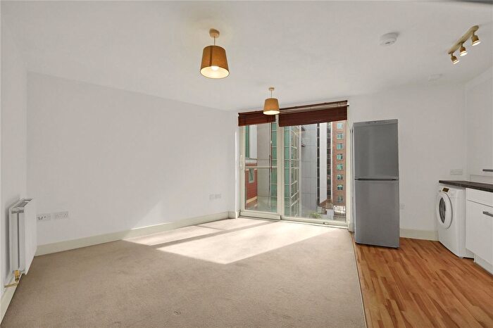 1 Bedroom Flat For Sale In Salamanca Place, Vauxhall, London, SE1