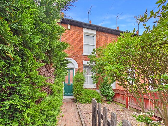 2 Bedroom Terraced House For Sale In Princes Street, Reading, Berkshire, RG1