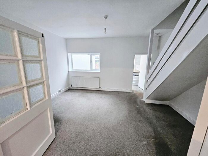 3 Bedroom House To Rent In High Street, Saltney, Chester, CH4