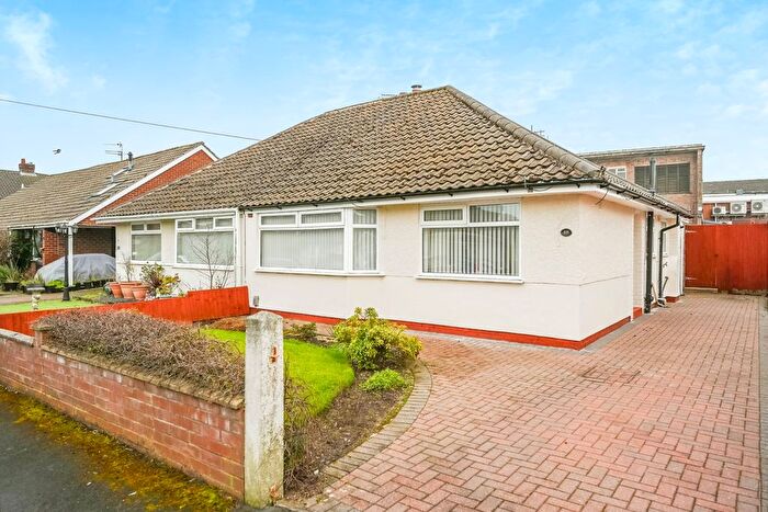2 Bedroom Bungalow For Sale In Towers Avenue, Maghull, Merseyside, L31
