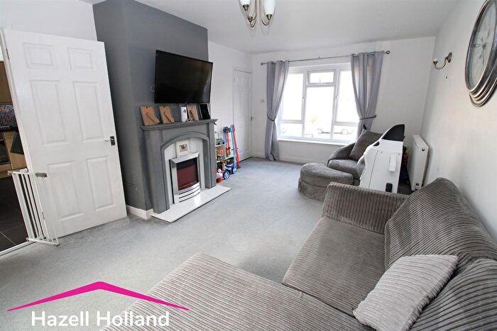 3 Bedroom Property For Sale In Bligh Way, Rochester, ME2