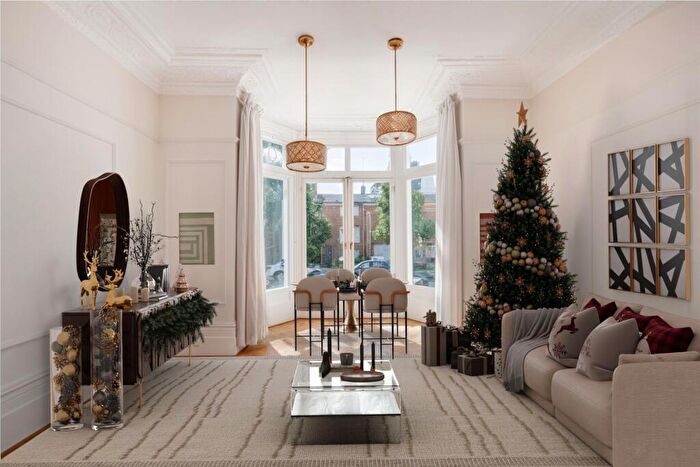 2 Bedroom Flat For Sale In The Belsize Flat, NW3