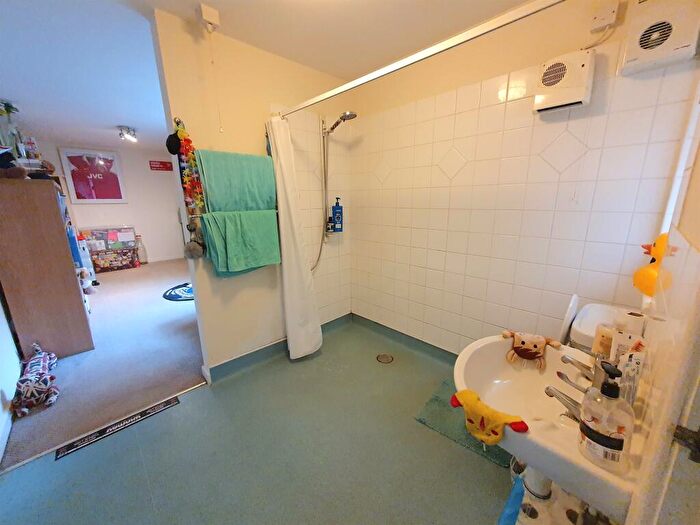 3 Bedroom Terraced House For Sale In Long Drive, Gosport, PO13