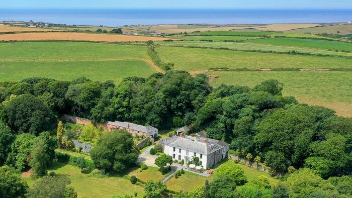 11 Bedroom Detached House For Sale In Port Isaac, PL29
