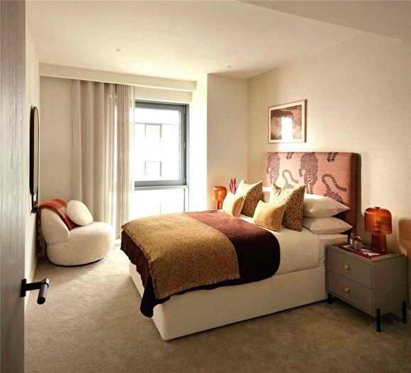 1 Bedroom Apartment For Sale In Aspen, Consort Place, Marsh Wall, Canary Wharf, E14