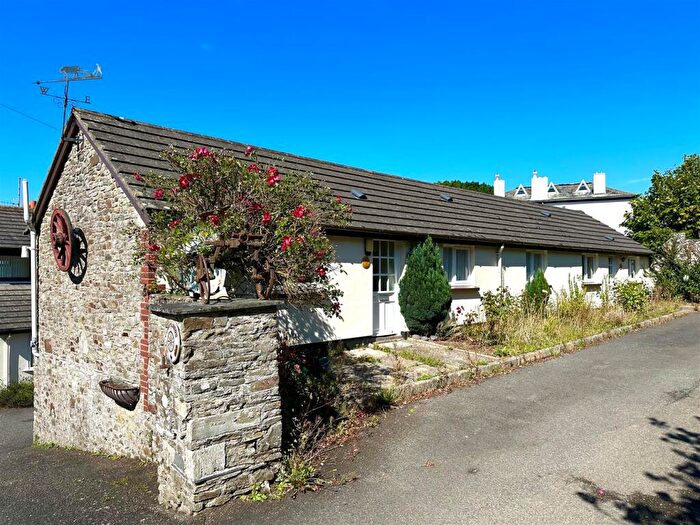 2 Bedroom Bungalow To Rent In Instow, EX39