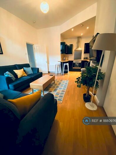 3 Bedroom Maisonette To Rent In Forsyth Road, Newcastle Upon Tyne, NE2