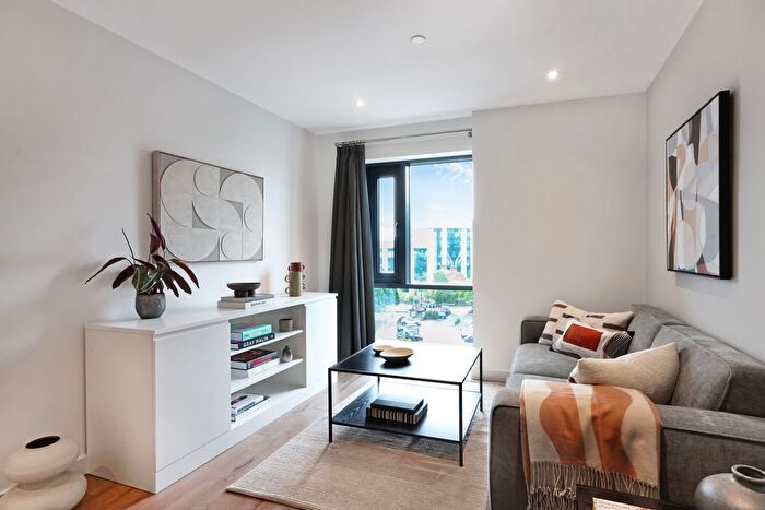 1 Bedroom Flat To Rent In The Lansdowne, Hagley Road, Birmingham, B16