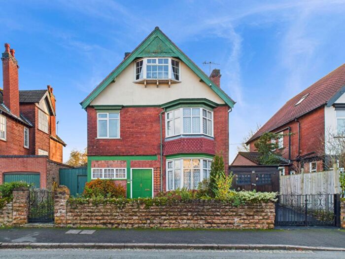 5 Bedroom Detached House For Sale In Compton Road, Sherwood, Nottingham, NG5