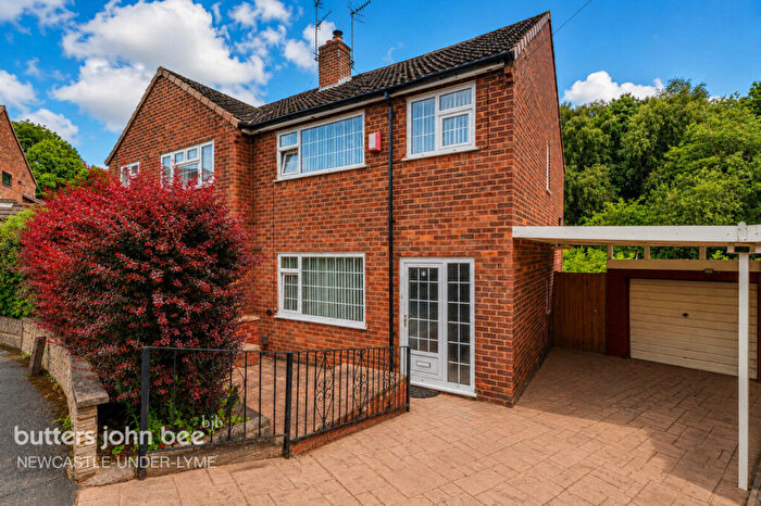 3 Bedroom Semi-Detached House For Sale In Melvyn Crescent, Newcastle, ST5