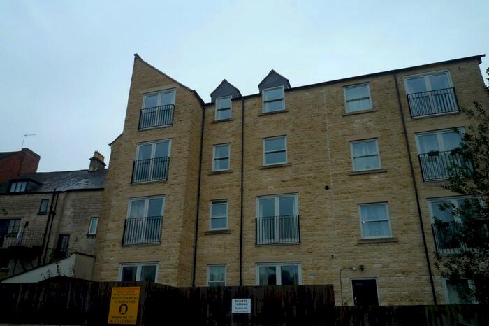 1 Bedroom Property To Rent In Market Street, Nailsworth, GL6