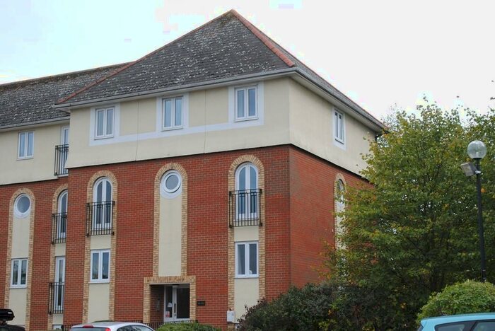 Studio To Rent In Walsingham Close, AL10