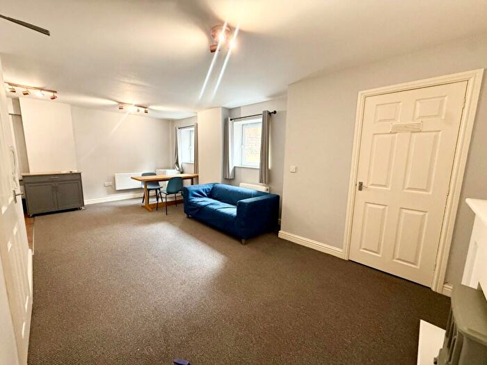 2 Bedroom Flat To Rent In The New Alexandra Court, Woodborough Road, Nottingham, Nottinghamshire, NG3