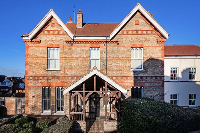 1 Bedroom Flat To Rent In Castlebar Park, Ealing, W5