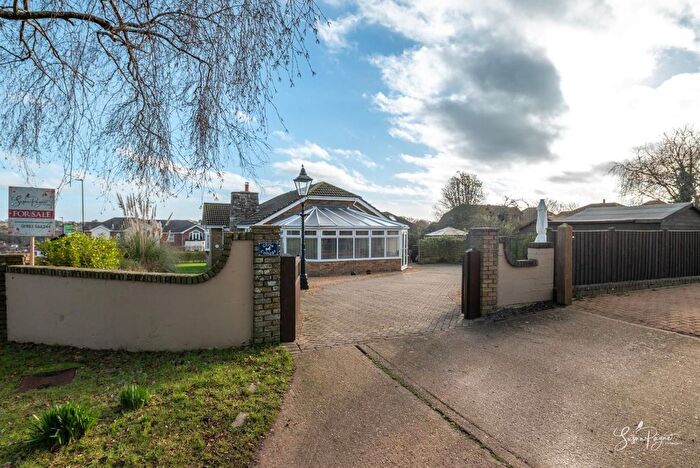 3 Bedroom Detached Bungalow For Sale In Quarr Hill, Ryde, PO33