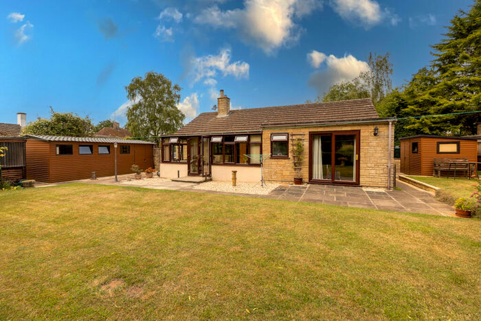 3 Bedroom Detached Bungalow For Sale In Highcroft, Pound Lane Sibford Gower Banbury, OX15