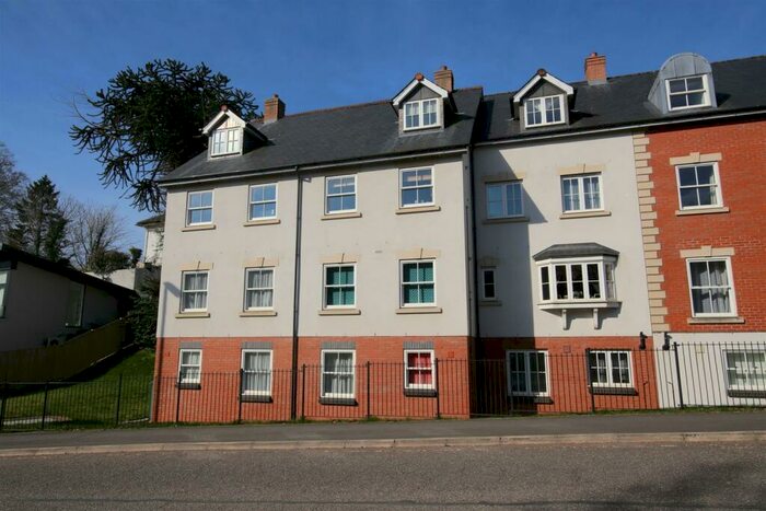 2 Bedroom House To Rent In Beck's Square, Tiverton, EX16