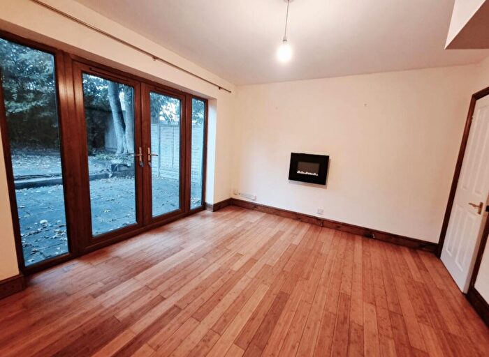 2 Bedroom House To Rent In Cottonmill Lane, St. Albans, AL1