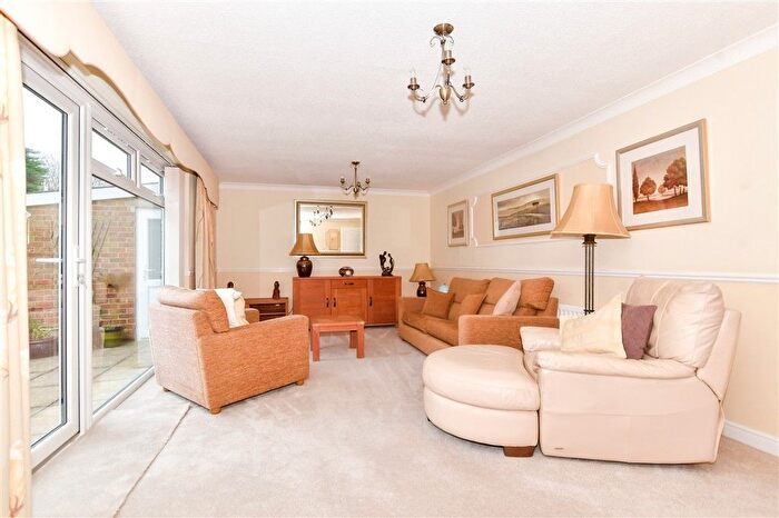 3 Bedroom Detached House For Sale In Dane Court, Coxheath, Maidstone, Kent, ME17