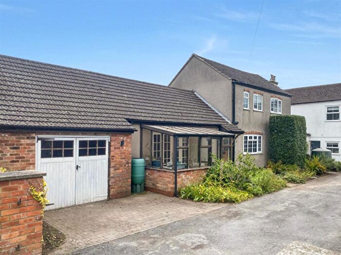 3 Bedroom Cottage For Sale In Magna Mile, Ludford, LN8